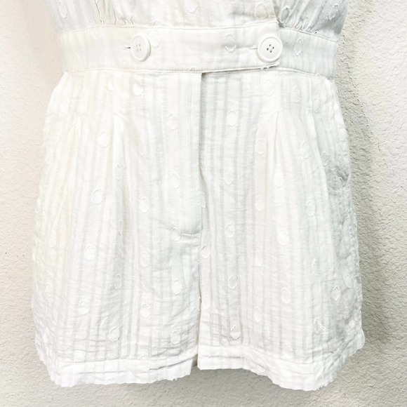 Modcloth Easy Go White Romper Women's Small Sleeveless Cotton Faux Wrap Shorts - Picture 3 of 7